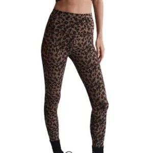 Varley leopard leggings